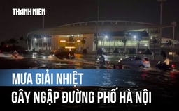 Hà Nội đón mưa giải nhiệt, người dân chật vật về nhà giờ tan tầm
