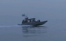 Quân đội Iran dọa có thể tấn công lực lượng Mỹ ở eo biển Hormuz