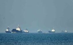 Thỏa thuận ngừng bắn Mỹ - Iran lung lay sau đụng độ ở Hormuz