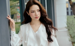 Mặc đẹp suốt hè cùng bản phối trắng đen tối giản