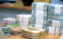 Giá USD hôm nay 8.5.2026: Ngân hàng giảm giá mua vào mạnh hơn bán ra