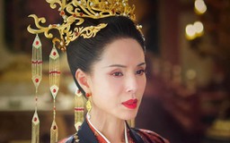 'Tiểu Long Nữ đẹp nhất màn ảnh' thừa nhận dùng tóc giả suốt nhiều năm