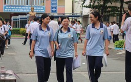 Đề toán tốt nghiệp THPT, có thí sinh ra khỏi phòng thi tự tin chắc 10 điểm