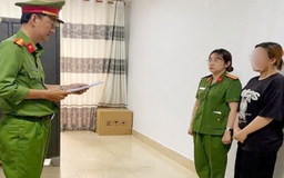 Công an Cà Mau bắt người mẹ đánh con ruột dẫn đến tử vong