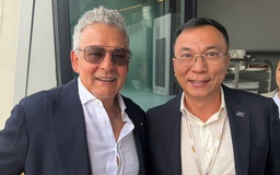 Chủ tịch VFF cùng huyền thoại Roberto Baggio, Stoichkov dự khán khai mạc World Cup và trận Mexico thắng Nam Phi