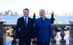 Thủ tướng Lê Minh Hưng gặp người đứng đầu Cộng hòa Tatarstan