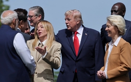 Hàn Quốc đề nghị ông Trump dẫn dắt đối thoại với Triều Tiên