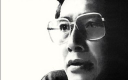 Nhớ nhà báo Chánh Trinh 'siêu hạng qua hai chế độ'