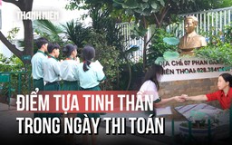 Thí sinh thi lớp 10  'nguyện cầu' và nhận socola lấy tinh thần trước giờ G