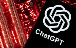 Người dùng ChatGPT bất ngờ nhận trải nghiệm 'khác lạ'