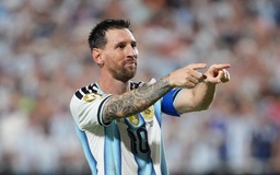 Xavi: 'Messi là vô song, gần như không phải con người'