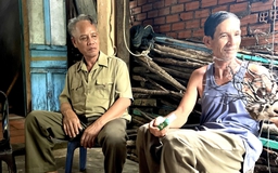'Đã chọn sống thì phải gắn bó chứ sao'