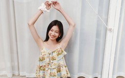 5 kiểu áo mặc với quần jeans mùa hè mát nhẹ, thời thượng