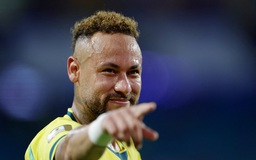 Sau gần 1.000 ngày, Neymar bật khóc khi được ra sân từ ghế dự bị trận Brazil thắng Scotland