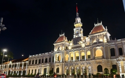 'Săn' vị trí xem 3D mapping đẹp nhất TP.HCM