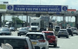 Vì sao cao tốc TP.HCM - Long Thành - Dầu Giây thường ùn ứ vào cuối tuần?