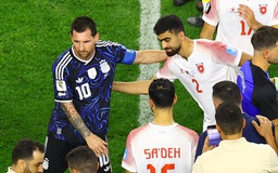 Cầu thủ Jordan khoe tới tấp được chụp ảnh cùng ‘đối thủ’ Messi: Sức hút của GOAT quá khủng!