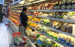 Lạm phát tăng hơn 4%, nhập siêu gần 14 tỉ USD