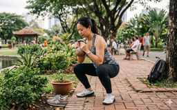Bác sĩ mách: Ngừa ung thư bằng ăn cơm nhà, tập ngồi xổm