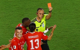 HLV Thụy Sĩ bức xúc về thẻ đỏ của Embolo: 'VAR đã can thiệp đau đớn, phá hỏng mọi thứ’