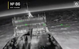 Chiến sự Ukraine ngày 1.599: Loạt tàu dầu Nga trúng đòn UAV