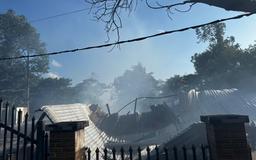 Cháy lớn ở Đồng Tháp, 4 căn nhà bị thiêu rụi