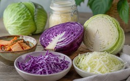 Bắp cải tím hay bắp cải trắng tốt hơn cho đường ruột?