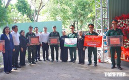 Chủ tịch Ủy ban MTTQ Việt Nam TP.HCM thăm lực lượng tìm kiếm hài cốt liệt sĩ