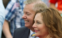 Em gái cố thượng nghị sĩ Lindsey Graham được bổ nhiệm thay anh trai