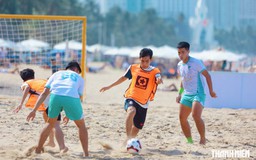 Hấp dẫn giải bóng đá bãi biển tại Festival Biển Khánh Hòa 2026