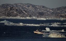 Sứ mệnh quan trọng đặt vào chuyến nghiên cứu băng tan ở Greenland