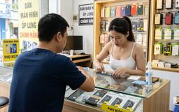 Những lý do không nên dán kính cường lực cho smartphone