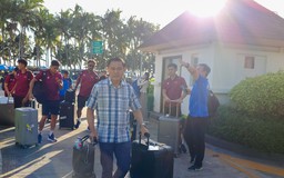 Trưởng đoàn mát tay Trần Anh Tú cùng đội tuyển Việt Nam đến Thái Lan an toàn, sẵn sàng đấu Timor Leste