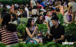 Gia đình thời đại số và bài toán giữ gìn thuần phong mỹ tục