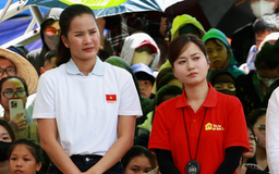 Lâm Vỹ Dạ bật khóc nức nở trên sóng truyền hình