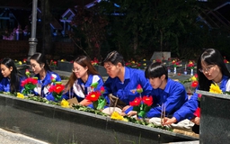 Biết ơn sâu sắc với những người đã ngã xuống vì đất nước