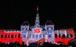 Phương Thanh khuấy động chương trình nghệ thuật 3D Mapping với 'Tái sinh'