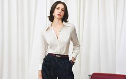 Quần shorts, sơ mi họa tiết, chân váy dài phủ sóng tủ đồ công sở