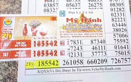 Thấy hàng xóm trúng số, liền dò vé phát hiện trúng độc đắc xổ số miền Nam