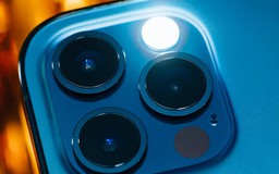 Vì sao nhiều iPhone lại nháy đèn khi có cuộc gọi, tin nhắn?