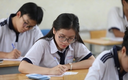 ĐH Kinh tế TP.HCM công bố điểm sàn và công cụ tính điểm xét tuyển