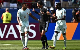 Mbappe đá hỏng phạt đền rồi yêu cầu trọng tài giải thích, Haaland lên tiếng