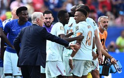 HLV Deschamps đi vào lịch sử World Cup, Mbappe - Dembele tái lập kỳ tích của Brazil