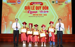 Tiến sĩ Lê Bá Khánh Trình giao lưu truyền cảm hứng tại  giải Lê Quý Đôn