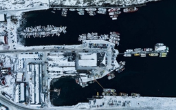 Greenland buộc công ty Mỹ hoãn kế hoạch khoan dầu