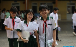 Phụ huynh, học sinh TP.HCM chọn môn thi lớp 10 ra sao khi Bộ lấy ý kiến?
