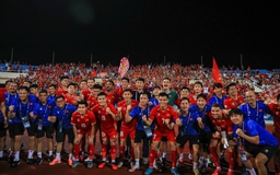 CĐV Việt Nam mua hết vé đội khách trên sân Rajamangala, được bố trí ngồi ở đâu?