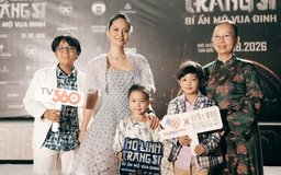 Đỗ Thị Hải Yến gây chú ý khi sánh bước cùng mẹ và các con trên thảm đỏ