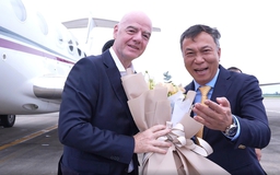 Chủ tịch VFF Trần Quốc Tuấn chào đón nồng nhiệt Chủ tịch FIFA Gianni Infantino lần thứ hai đến Việt Nam