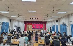 Một chương trình bất ngờ 'viral', cả trăm người 'săn' vé